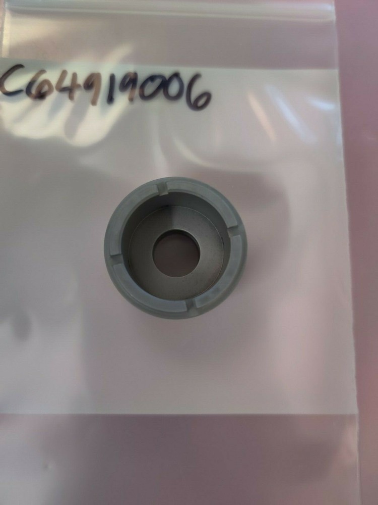 Universal Instruments Bushing C64919006