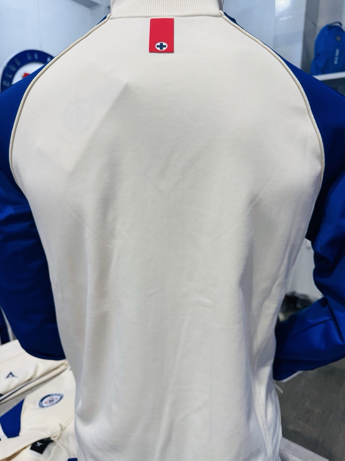 NEW CRUZ AZUL 2026 URBAN JACKET BEIGE PIRMA LIGA MX MEN MEXICO