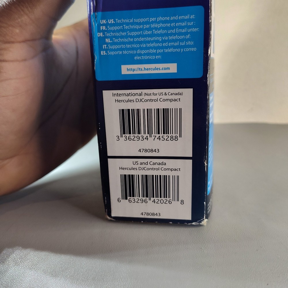 Hercules DJ Control Compact Controller