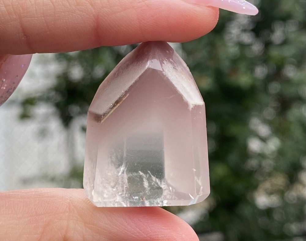Clear Quartz Lithium point with phantom **Unique ** A Grade !