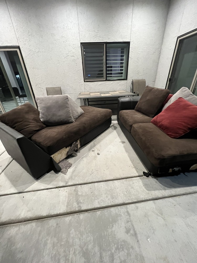 Used Couches￼