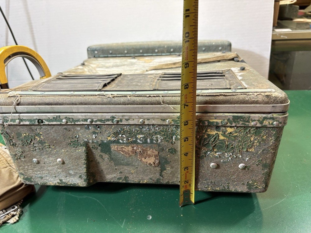 USAF B-52 Ejection Seat Survival Kit Container CNU-111 flaky paint