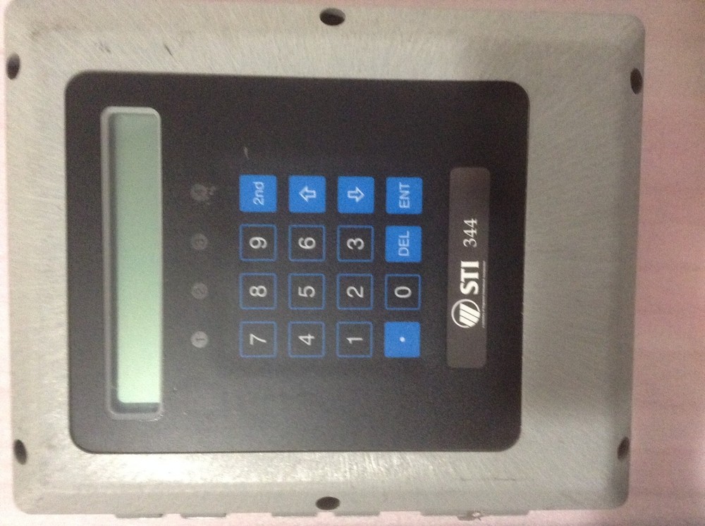 STI 344-0442-100 Level Controller