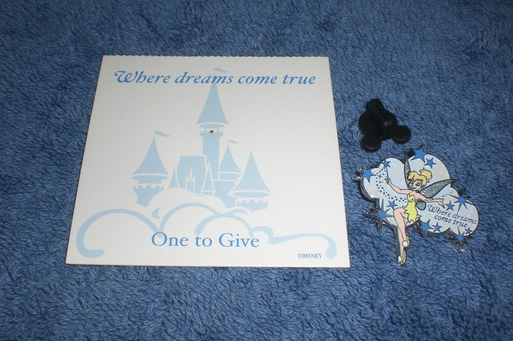 Disney Where Dreams Come True Peter Pan TINKER BELL PIXIE DUST Version #1 Pin