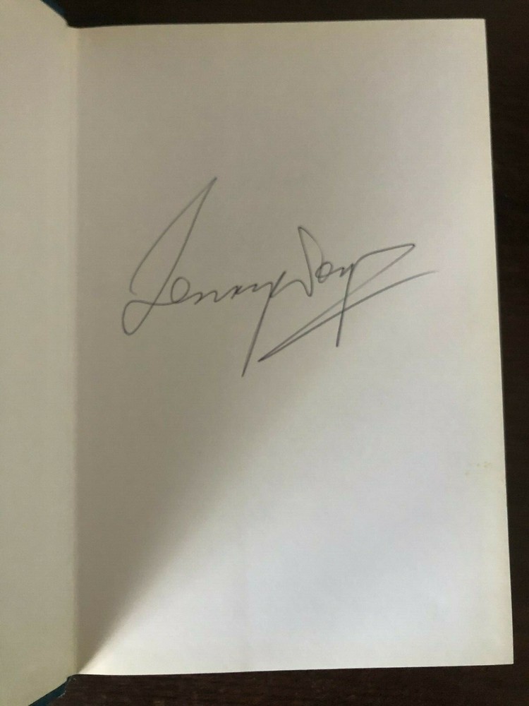 *SIGNED* IS IT ME? by TERRY WOGAN - BBC - Hardback D/W - 2000