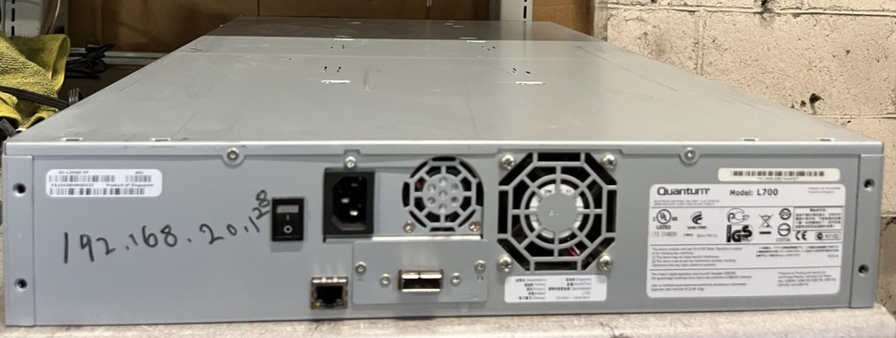 Quantum SuperLoader 3 Tape Autoloader MODEL L700