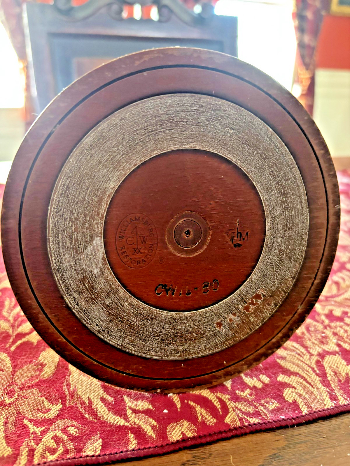 Vtg Williamsburg Restoration 17.5" Hurricane Candle Shade & Wooden Base CW16-80