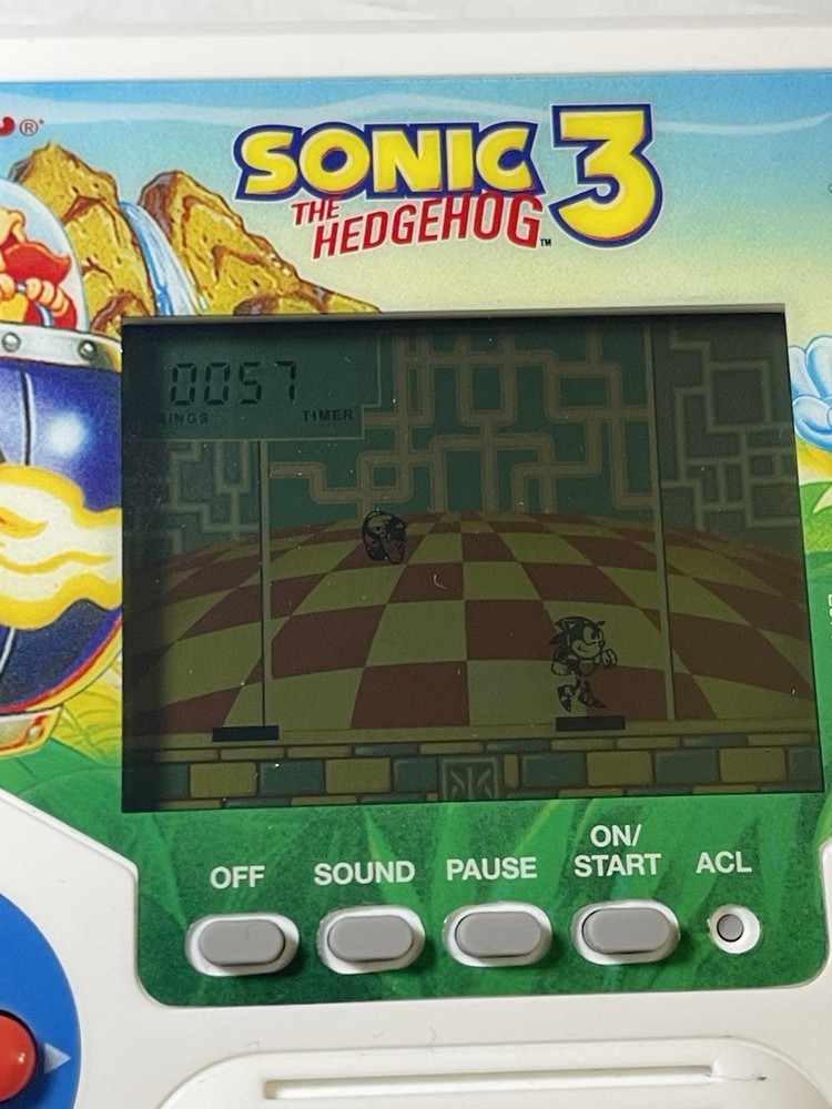 Sonic The Hedgehog 3 Hasbro Tiger Electronics Handheld Game TESTED AND WORKING