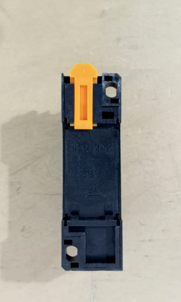 NORTONICS FOXTAM PYF-08AE relay socket base (NEW)