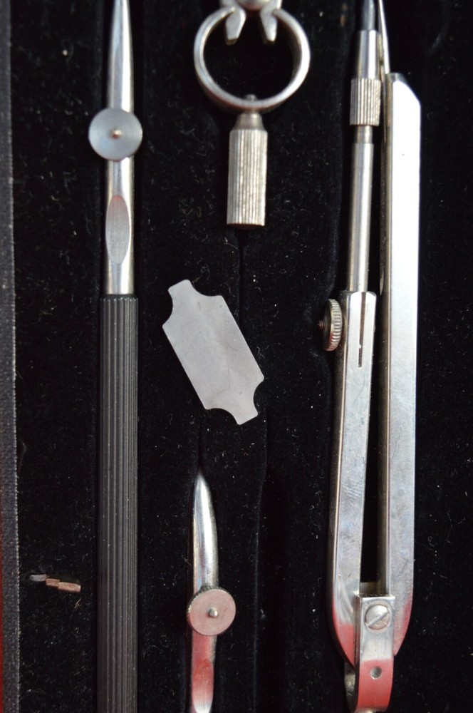 VINTAGE FIVE PIECE TECHNICAL DRAWING SET - 1960s/70s - POSSIBLY INCOMPLETE