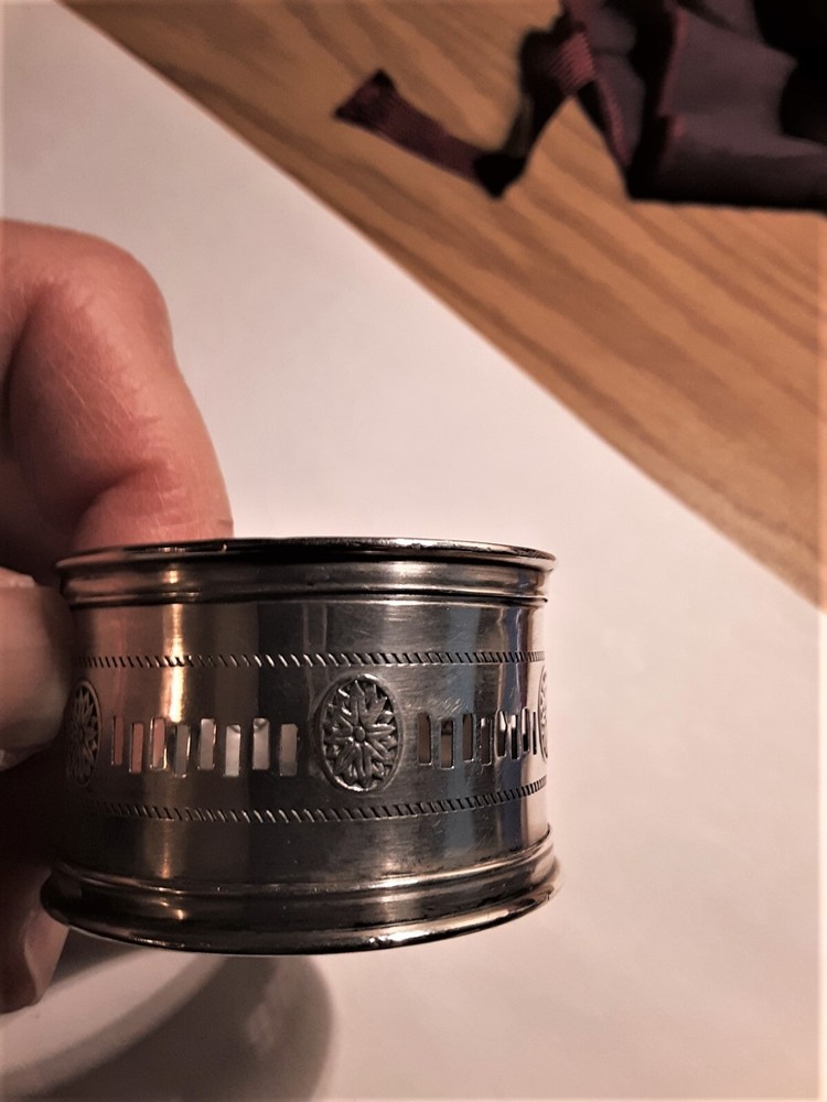 antique Webster Co. sterling pierced pattern napkin ring mark, engraved 'CL'