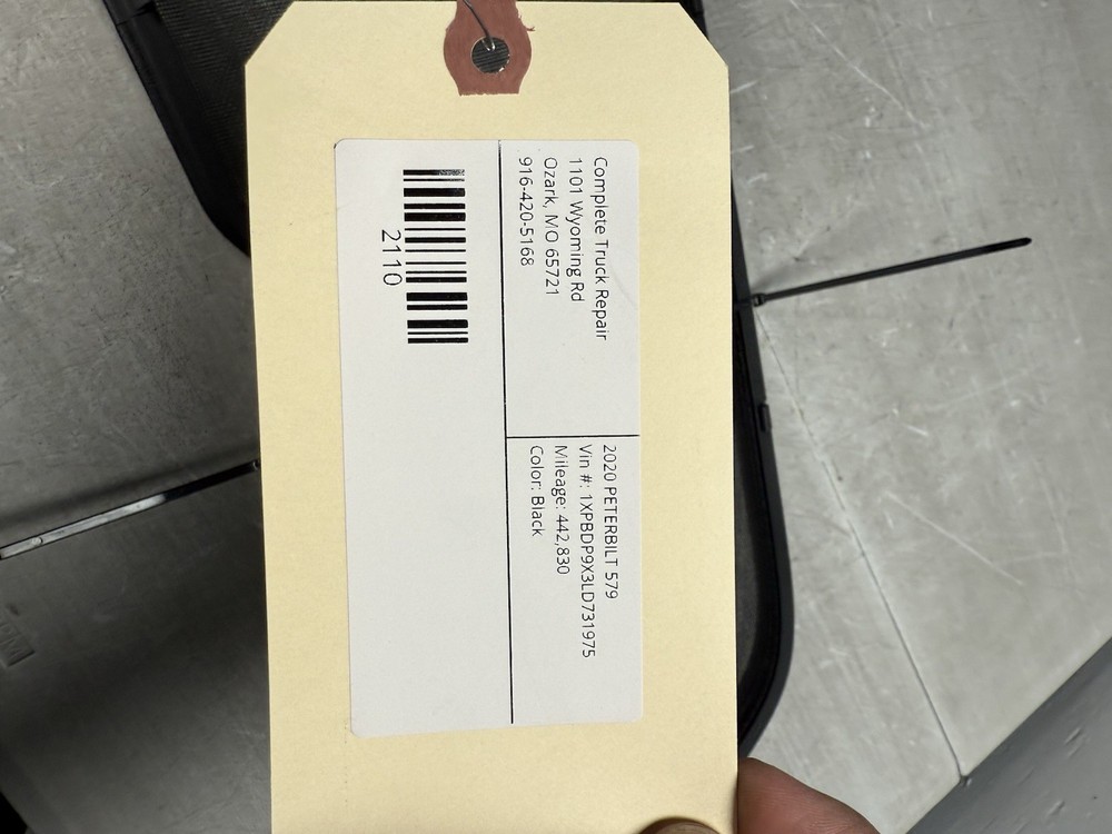 2020 peterbilt 579 upper bunk windows screen bug cover *2110*