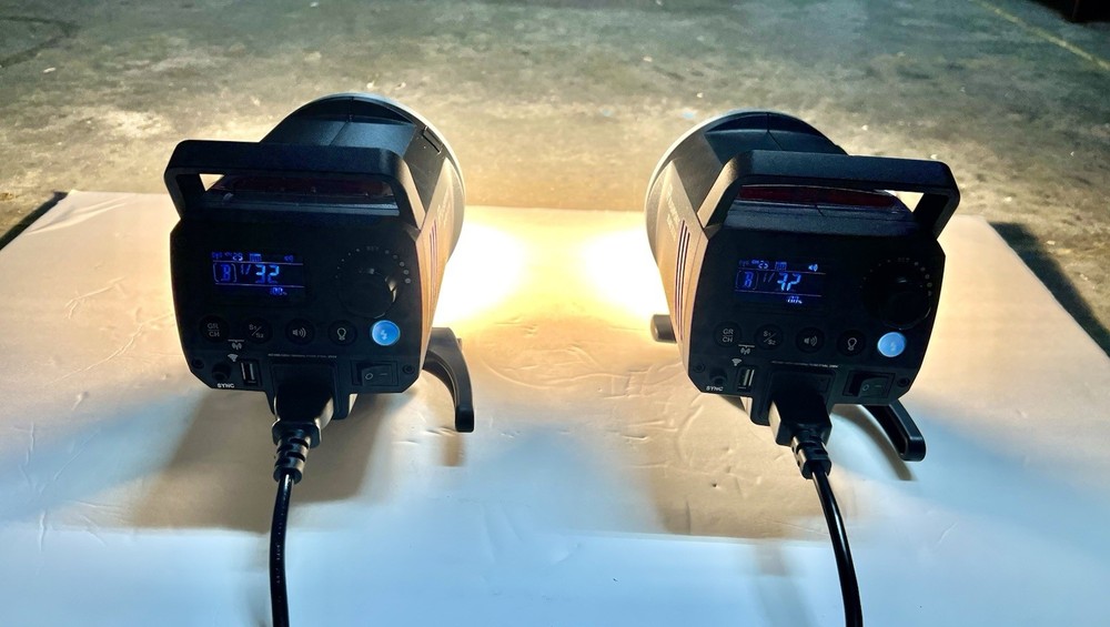 Flashpoint BLAZ 300-V 300W Studio Monolight Strobes Pair Tested