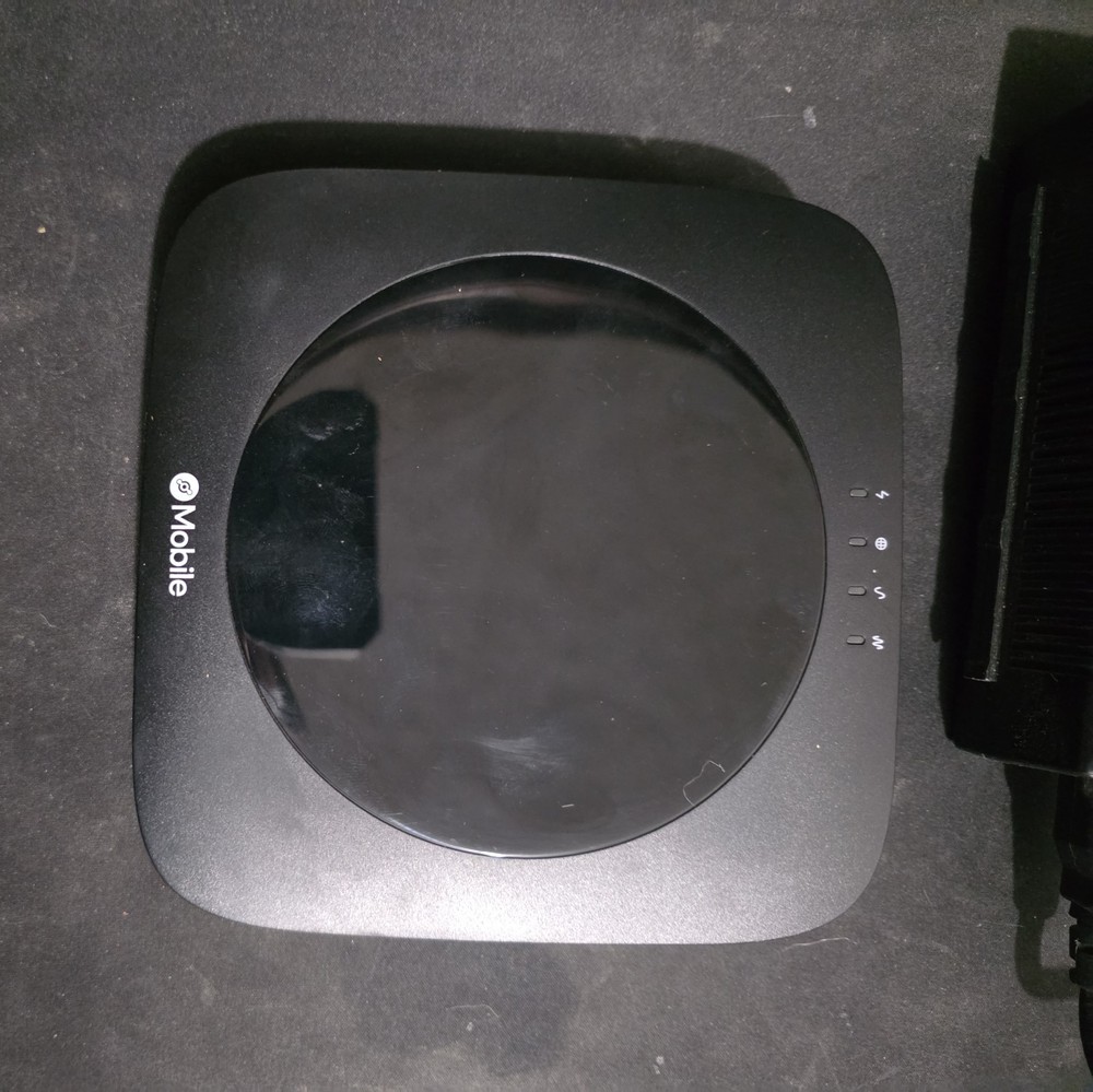 Helium Mobile WiFi Hotspot ( used )