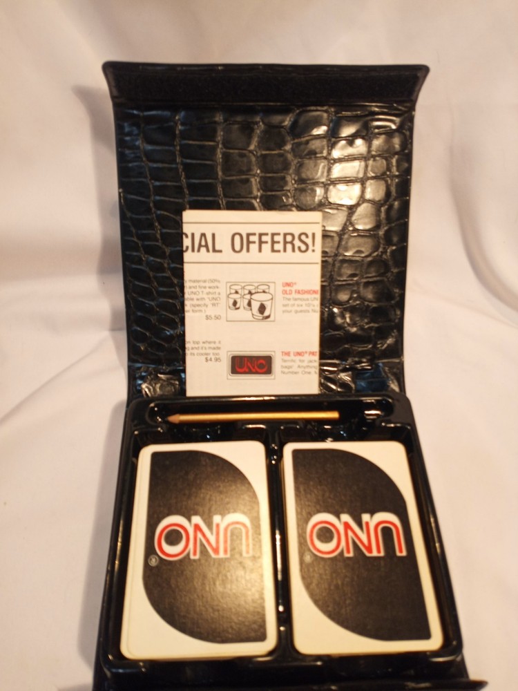 Classic Uno game in nice case