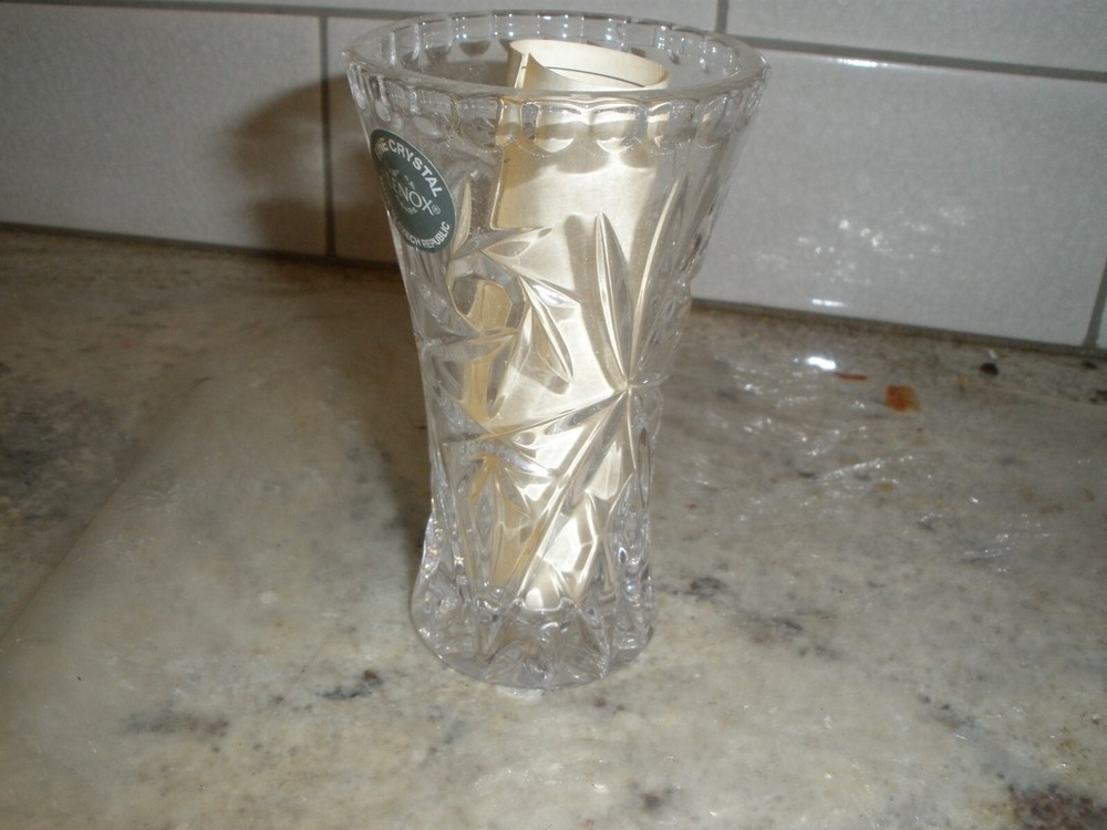 LENOX CRYSTAL STAR VASE WITH COA 4"