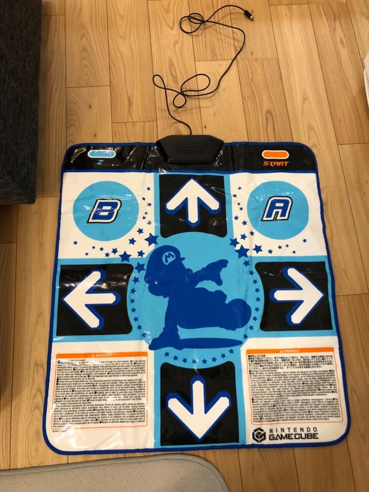 Dance Dance Revolution Mario GameCube Mat Pad Controller Mix Bundle FedEx