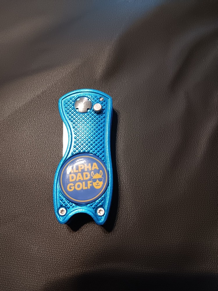 Blue Switchblade Divot Tool - Magnetic ballmarker included