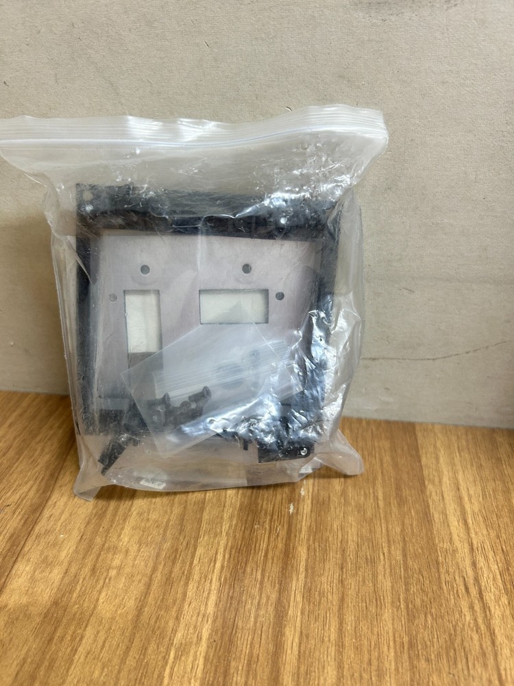 Extron 70-730-02 MLC 104 IP Controller face plate Black