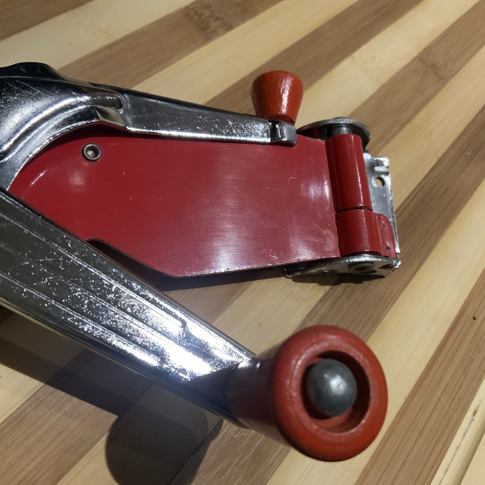 Vintage Dazey Model 80 Wall Mount Can Opener Chrome Red Knobs No Mount