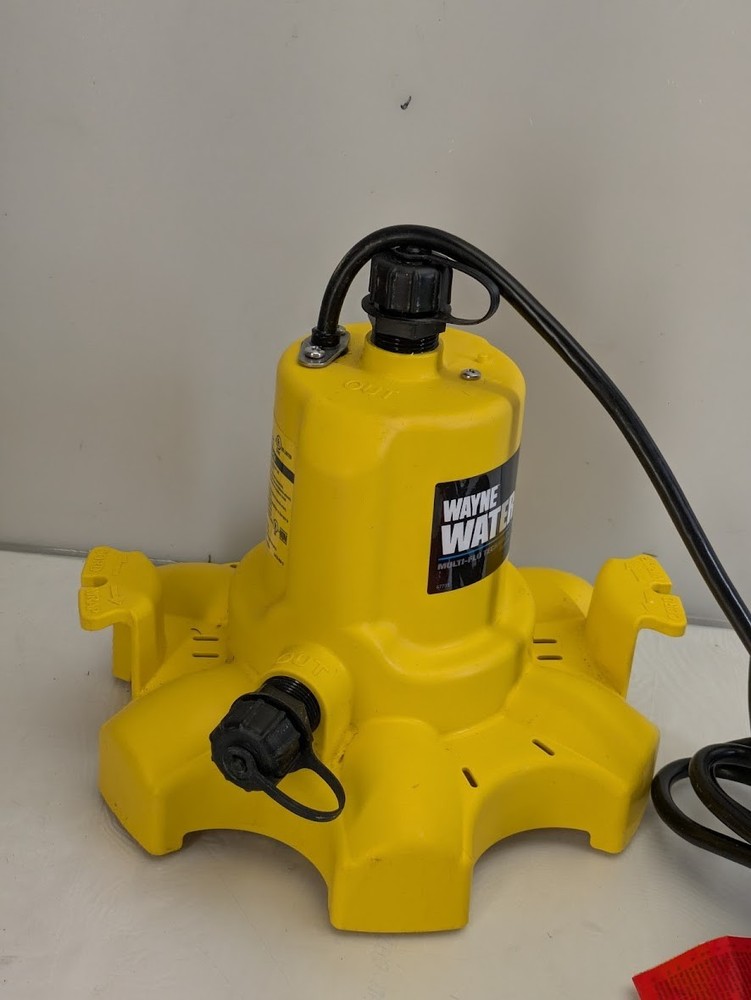 WAYNE 1/6HP WaterBUG 1350 GPH Multi-Flo Technology Water Removal & Transfer Pump