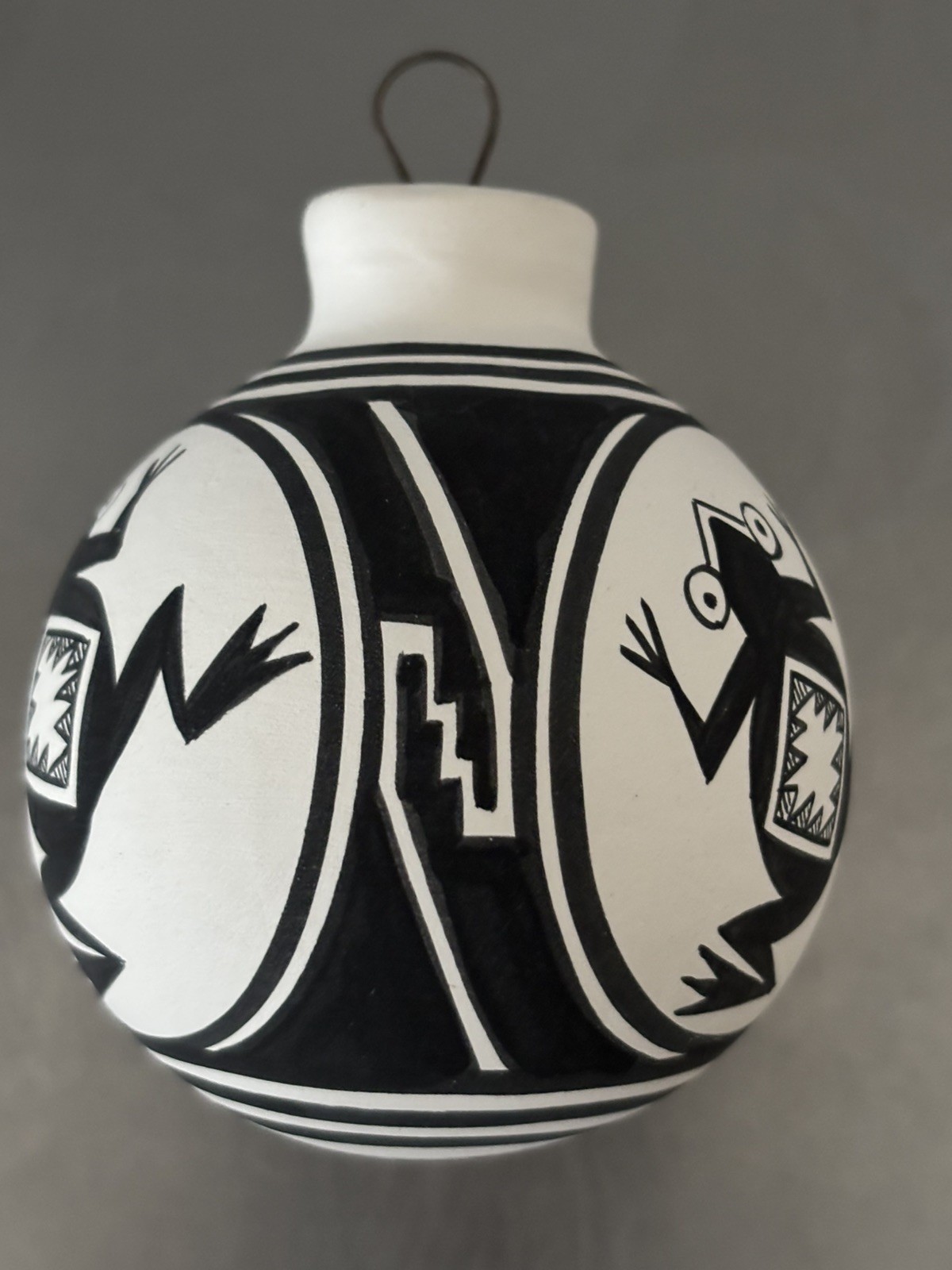 Signed Kimo DeCora Isleta Pueblo Pottery 3” Ornament Southwest Frog FREE SHIP