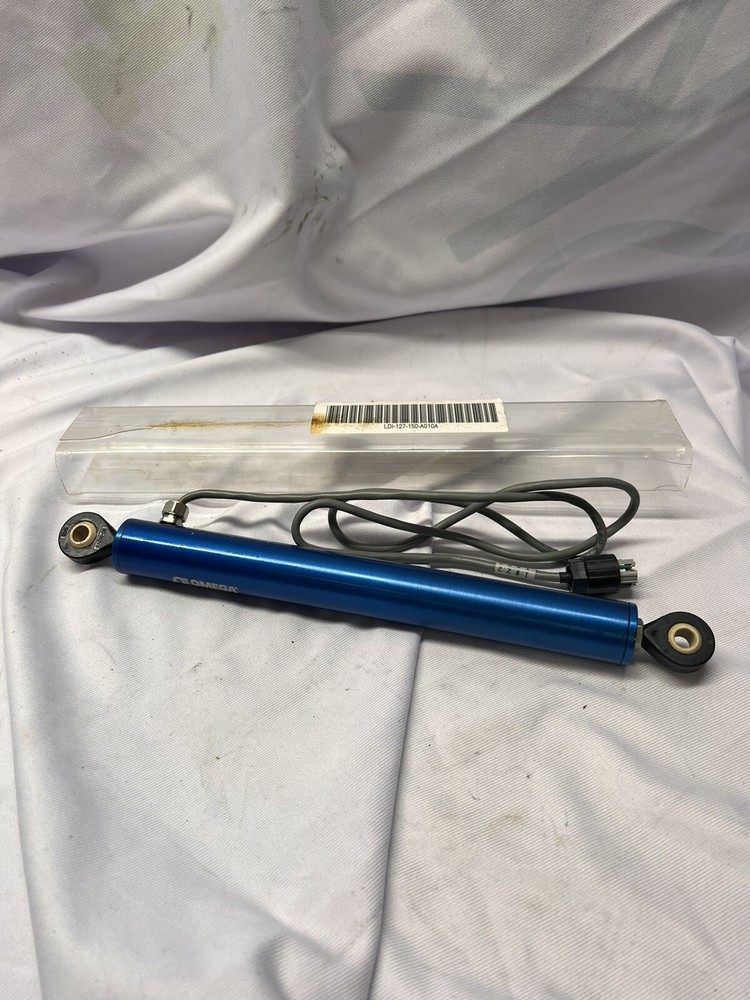 NOS INDUSTRIAL OMEGA LDI-127-150- A10A LINEAR POSITION SENSOR