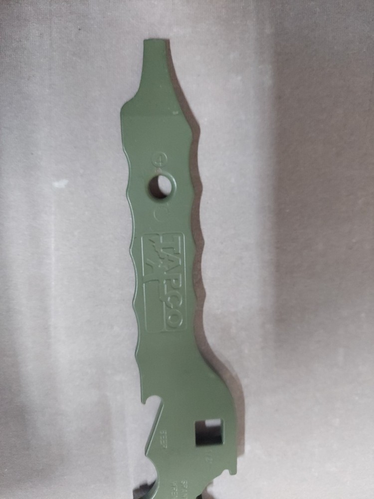 Tapco Green AR Multi-Tool Muzzle Spanner Wrench & Ar15 Mag vise Block