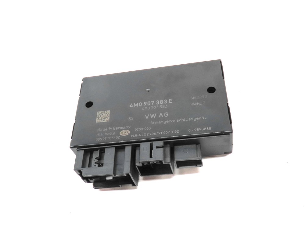 2019 AUDI Q7 (4M) TRAILER TOW DETECTION TOWING CONTROL MODULE