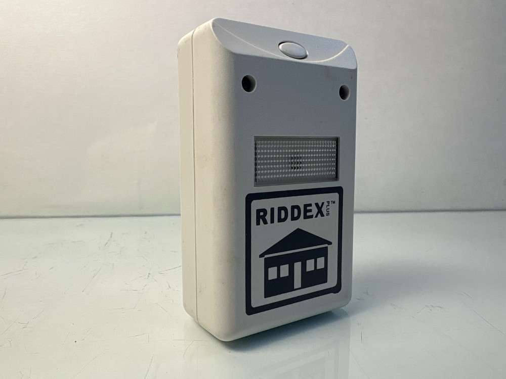 Riddex Plus Electronic Pest Repeller – Plug‑In Ultrasonic Device – Tested & Work