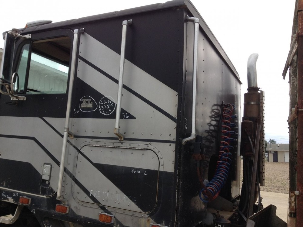 International 9670 ALUMINUM Left/Driver SIDE Panel