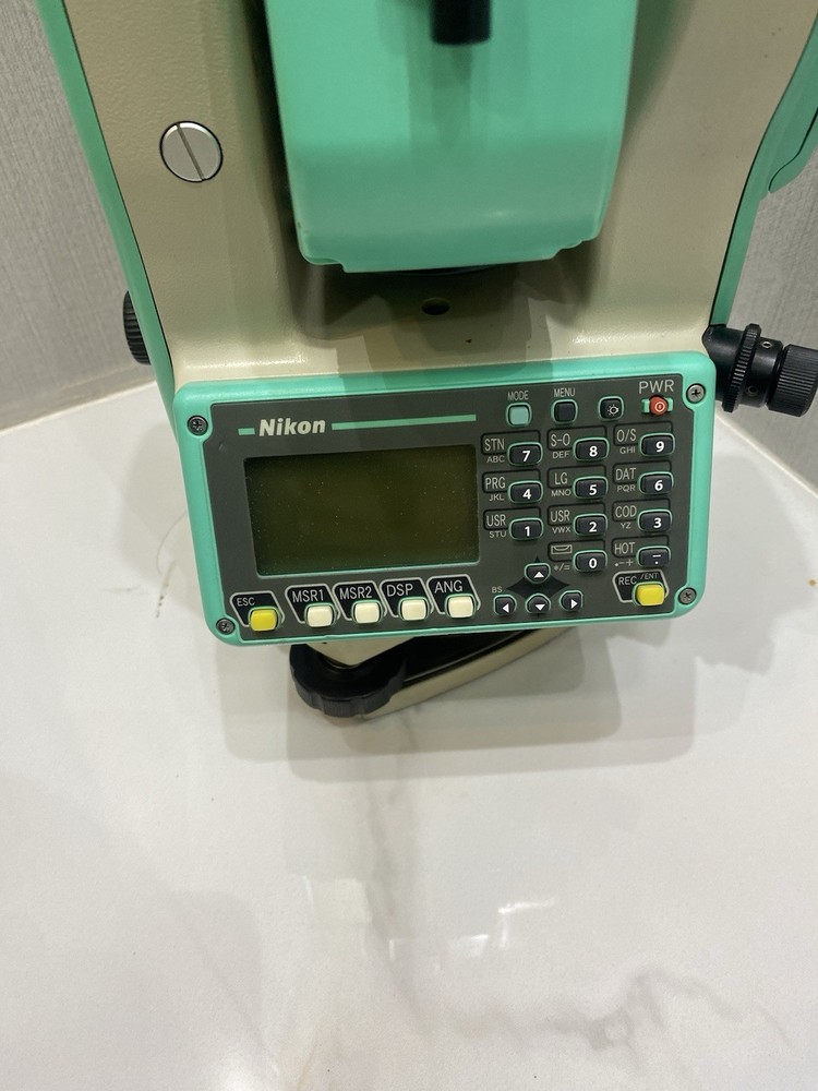 NIKON NPL-632 TOTAL STATION