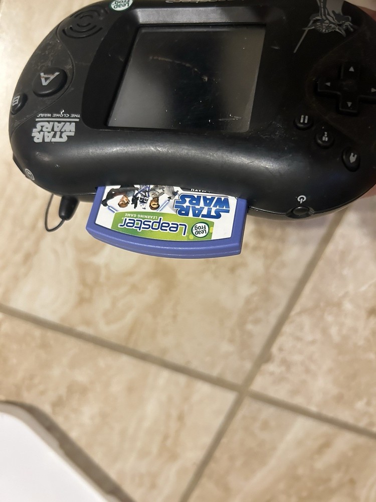 LeapFrog Leapster2 Special Edition Star Wars Learning System With Dora Game