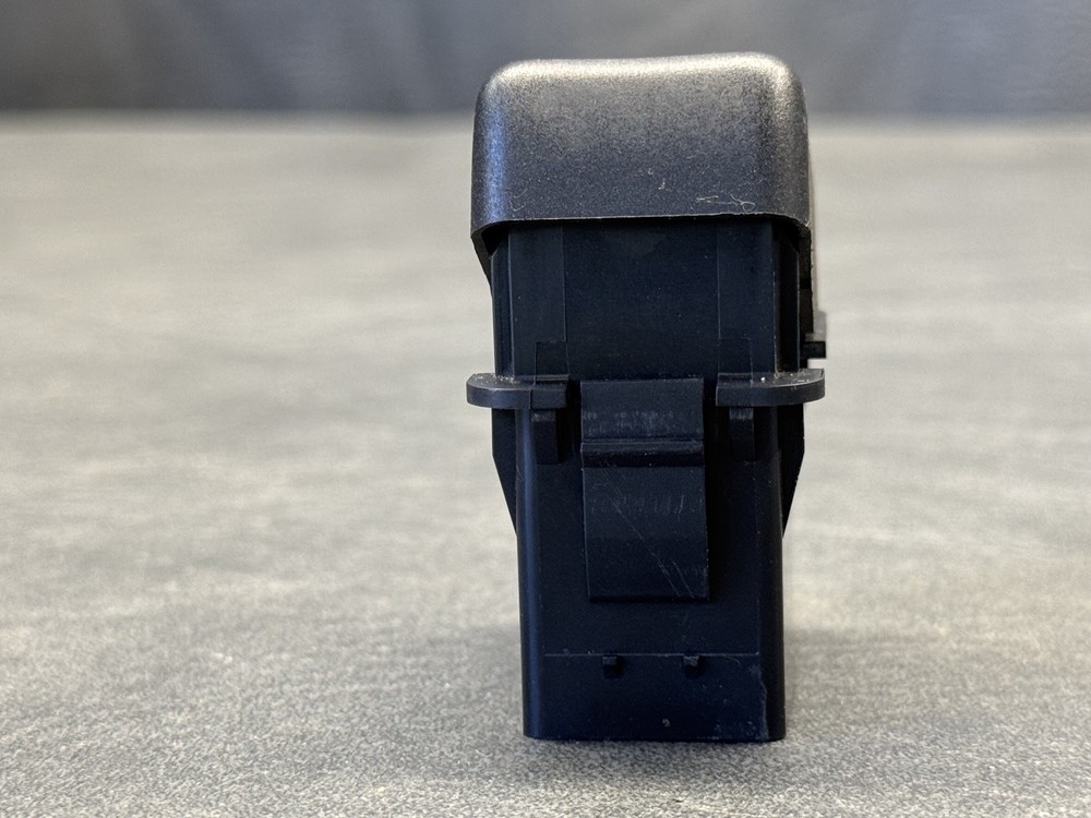 Volvo VNL 1624120 Rocker Switch WORK LIGHT OEM