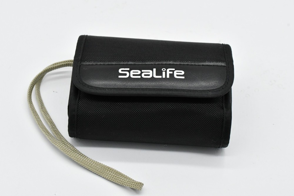SeaLife DC2000 High Perfermance Underwater Digital Camera