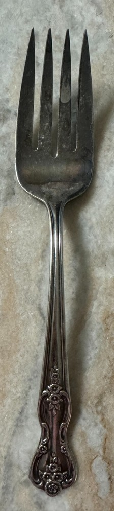 Medium Solid Cold Meat Serving Fork Inspiration-Magnolia Silverplate 1951 Intern