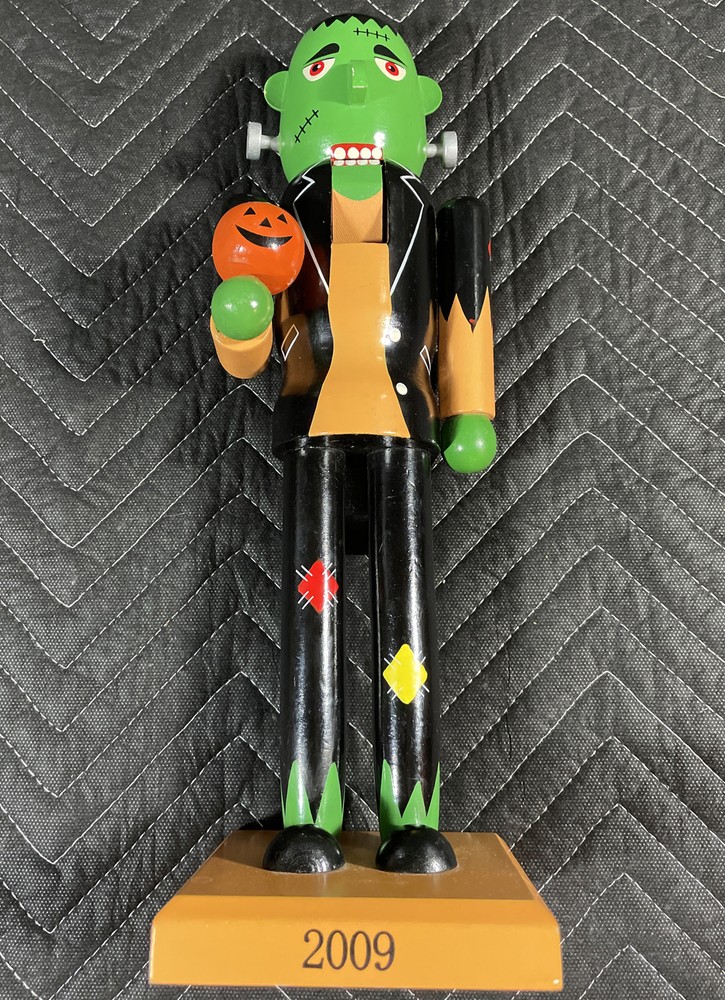 Halloween FRANKENSTEIN 14” Nutcracker 2009 Target Limited Edition Numbered- Tags