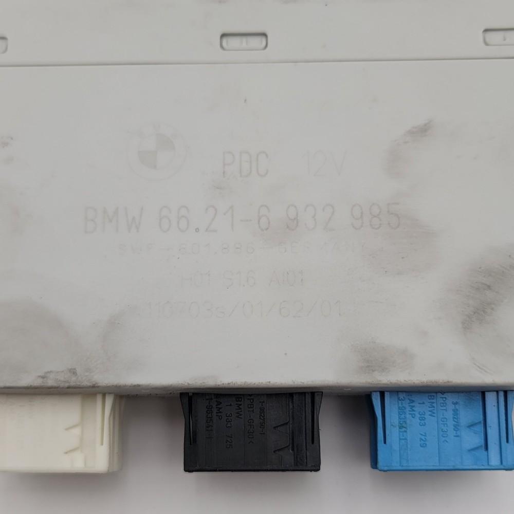 2000 - 2006 BMW X5 E53 PARKING DISTANCE SENSOR CONTROL MODULE OEM 6932985