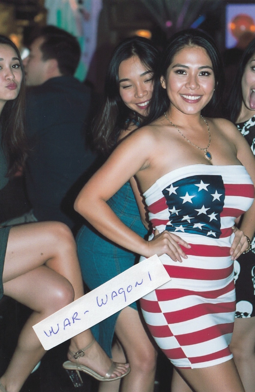 Vietnam  War  Photos -- . Saigon Ladys..