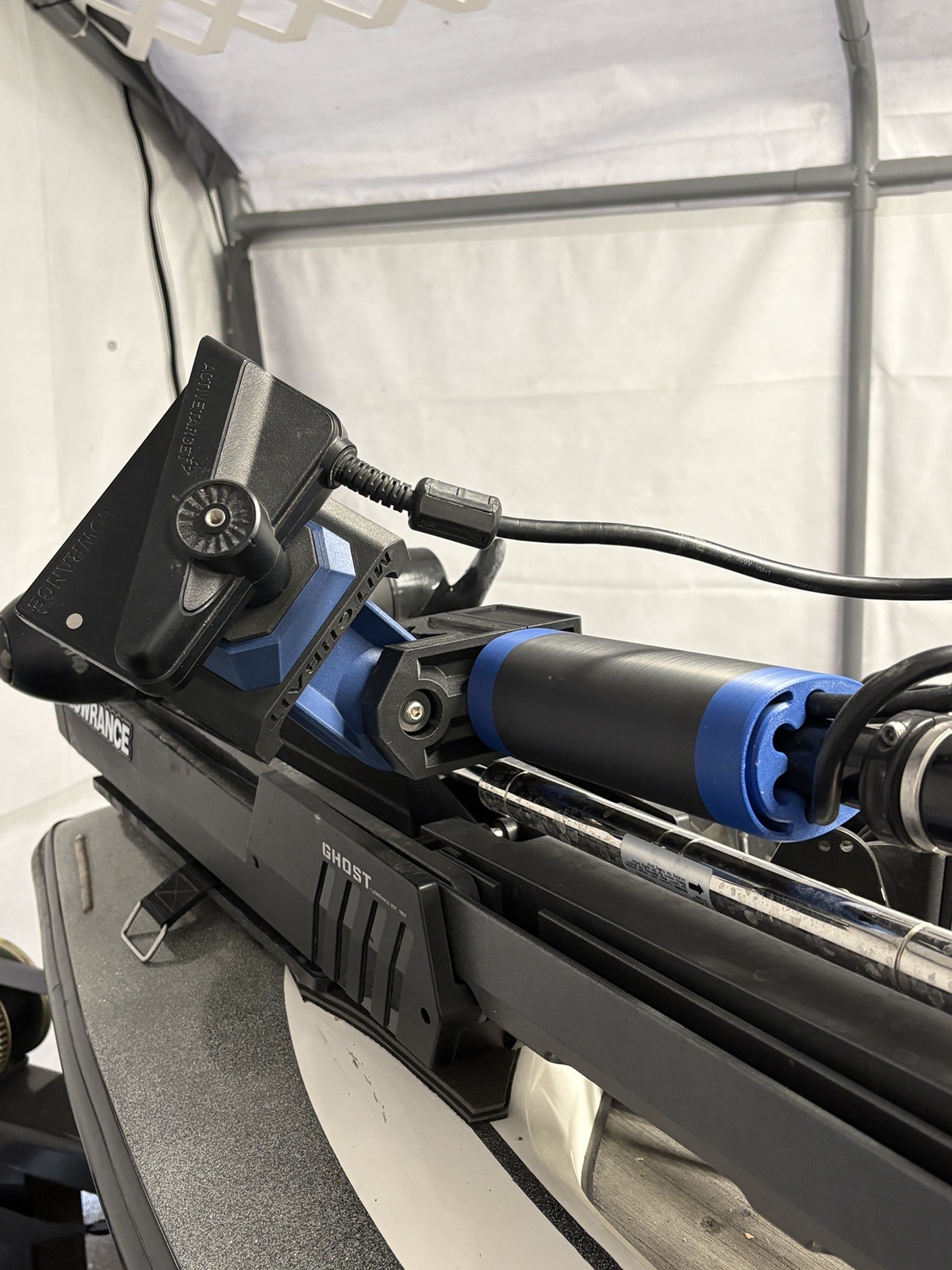 LOWRANCE Active Target 1 and 2 transducer 0 Degree Mount Ghost Trolling Motor