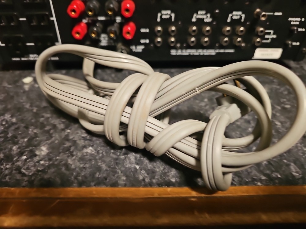 SAE 2100L Solid State Stereo Preamplifier With Original Box