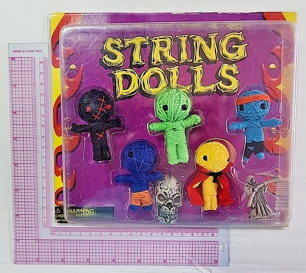 Vintage Vending Display Board String Dolls 0474