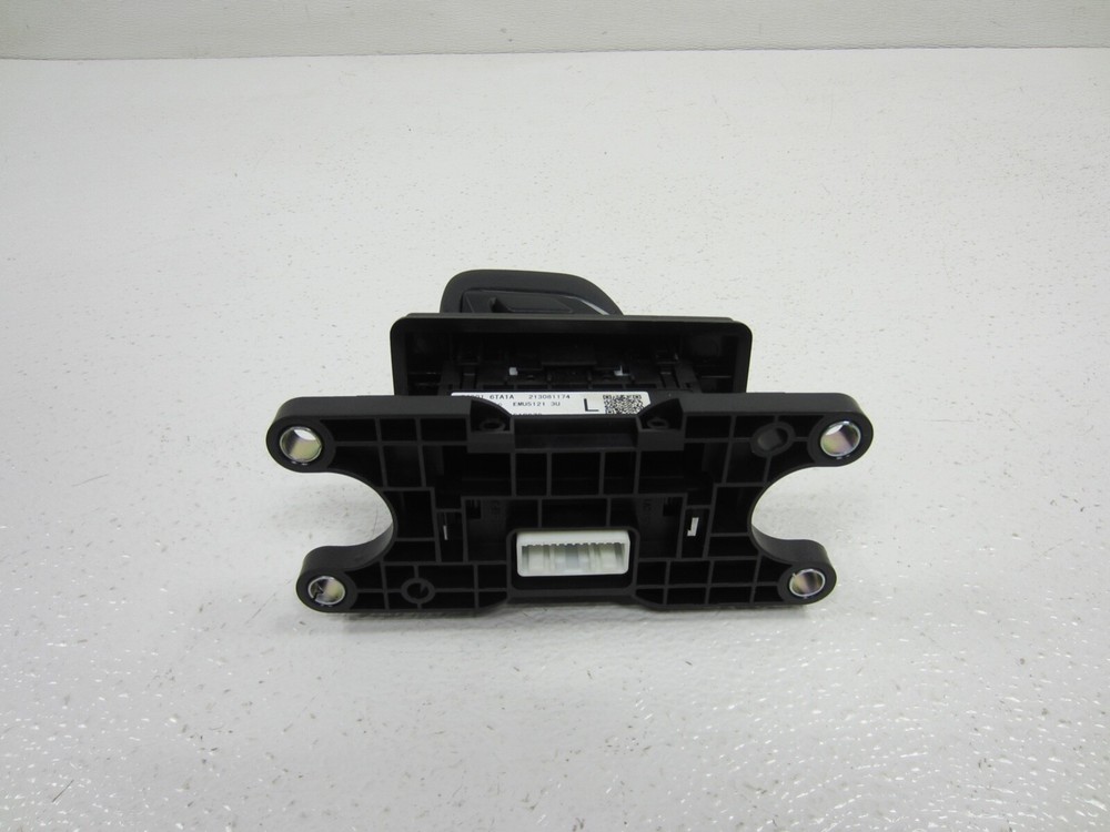 Genuine Nissan Controller Assembly Camera 284A1-6RA1B