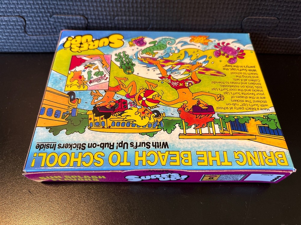 Surfs Up fruit snacks - Empty custom design display box