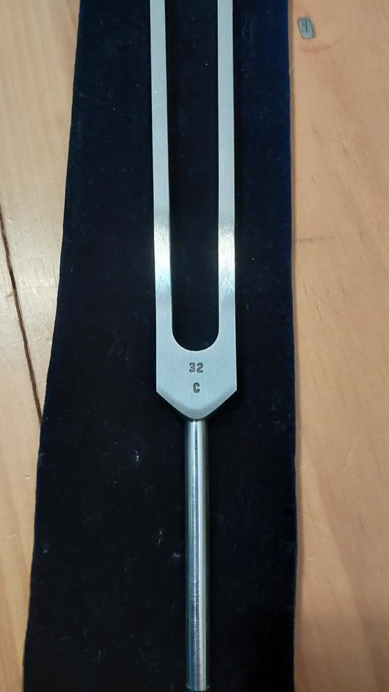 Medivibe Technoligies 32c Weighted Tuning Fork