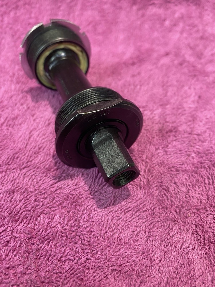 Shimano Square Taper JIS Bottom Bracket 68 X 113 CrMo ENG Threaded #91