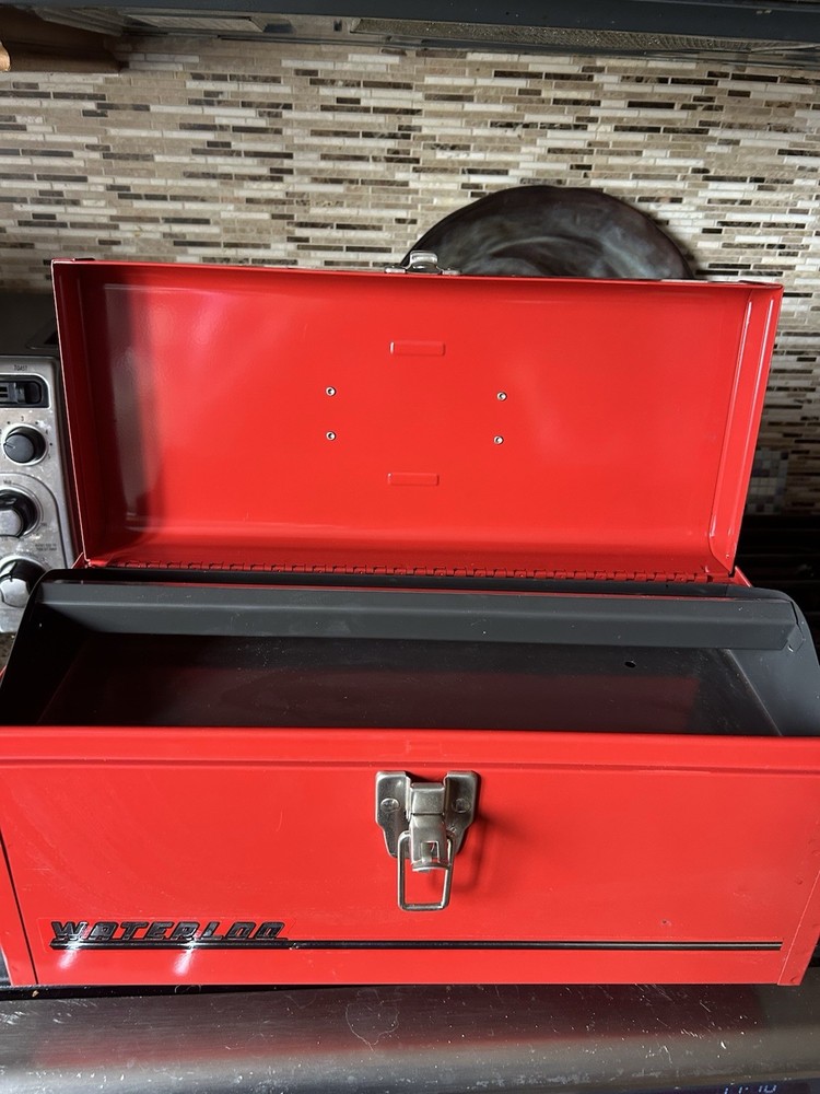 Waterloo 16” multi purpose tool box w/top tray