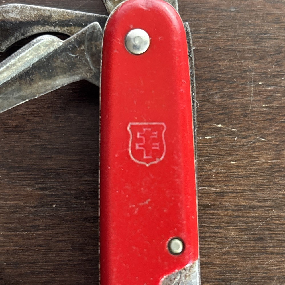 Mountain Quick Colonial Vintage Army Knife (READ)