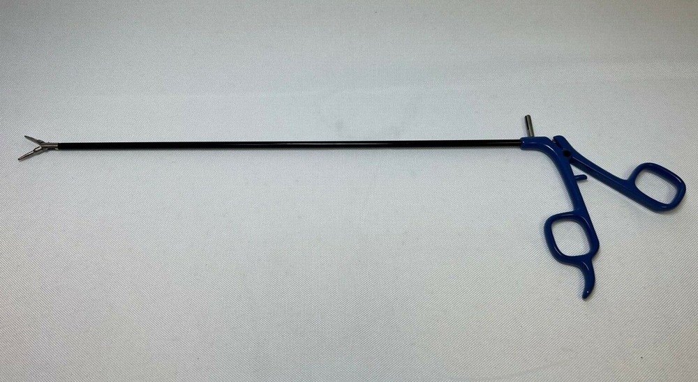 Laparoscopic Straight Dissecting Forceps, Double Action Serrated Jaws