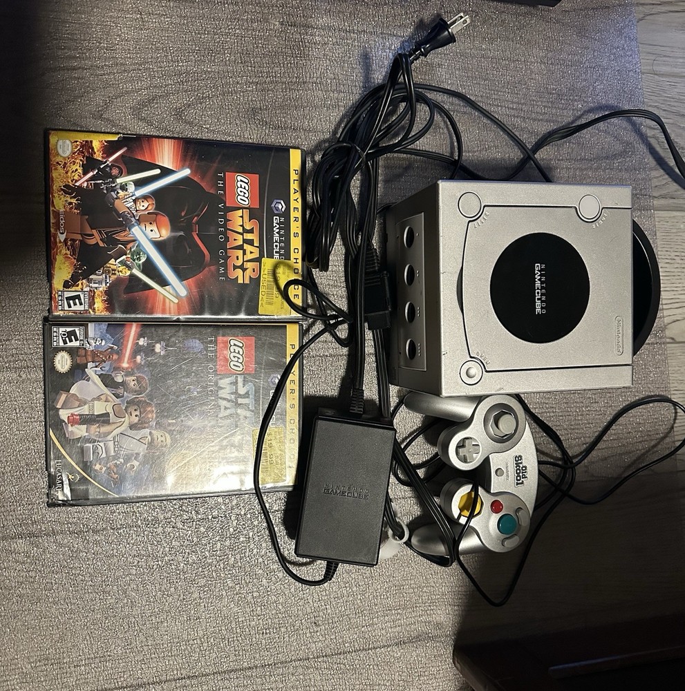 Nintendo GameCube Silver Console With Cables + Controller + 2 Games